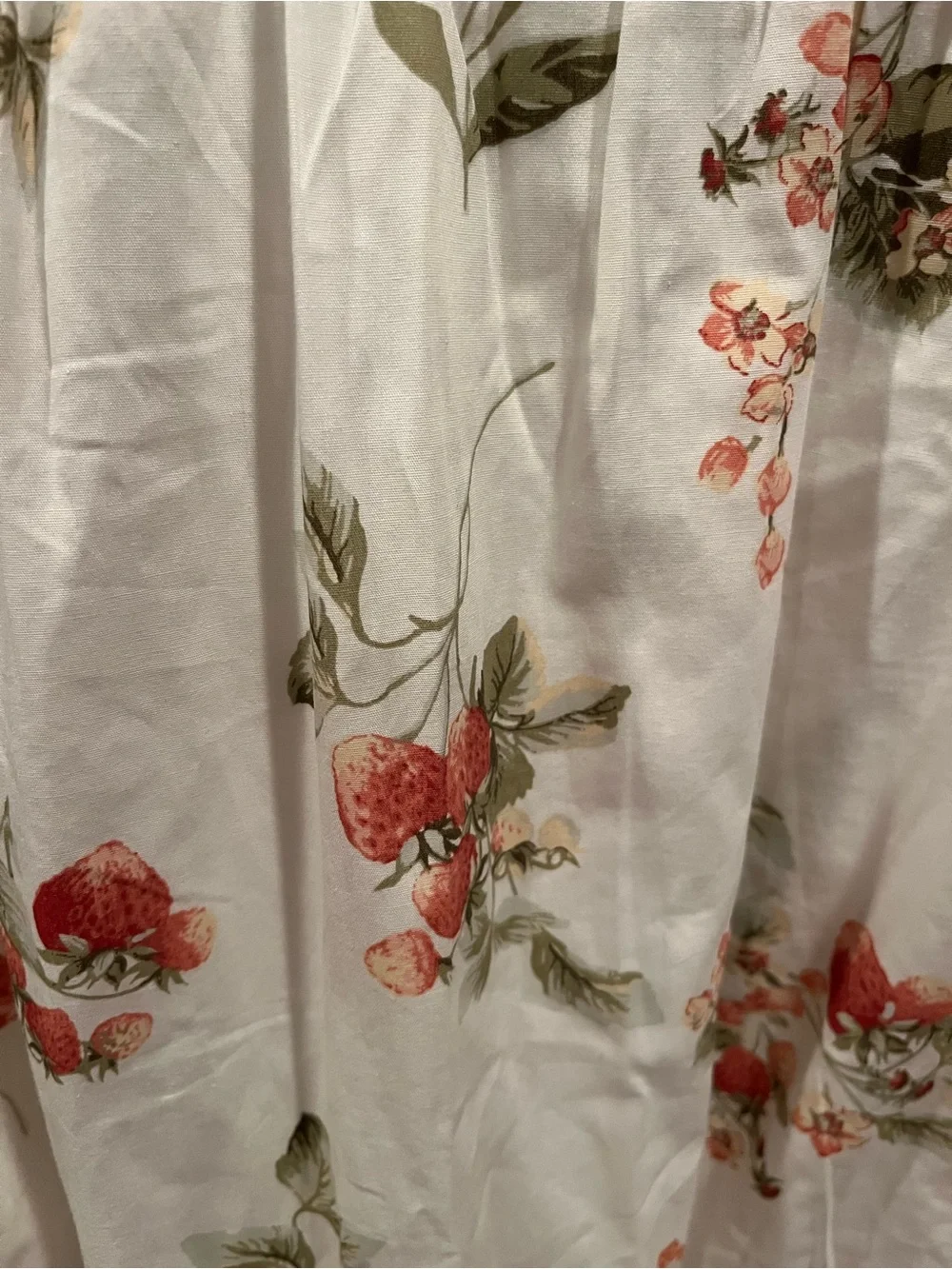 Abercrombie & Fitch White Floral Spaghetti-Strap Sundress with vintage look